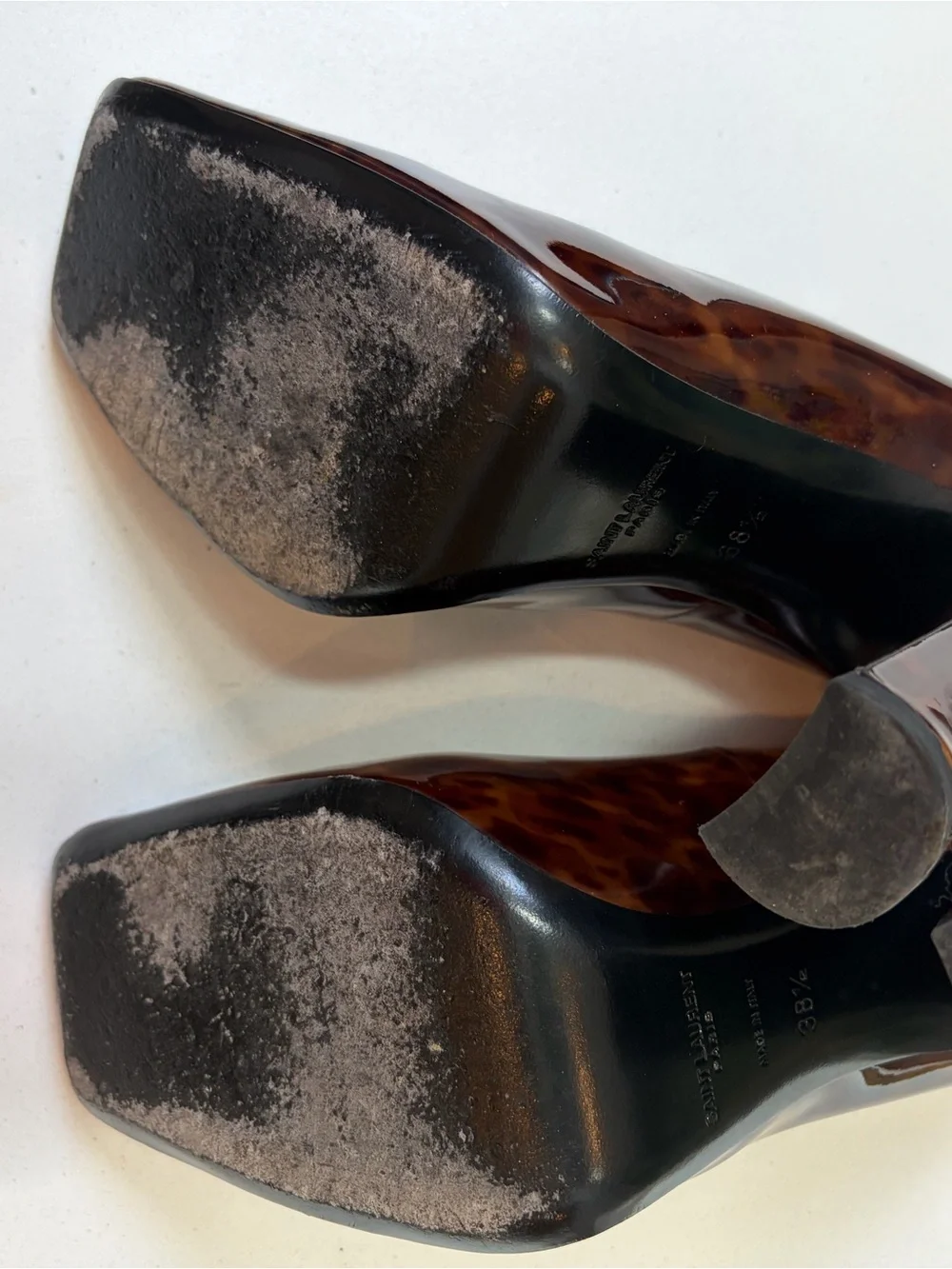 Saint Laurent Brown Tortoiseshell Patent Pumps with Gold Chain - Picture 5 of 10